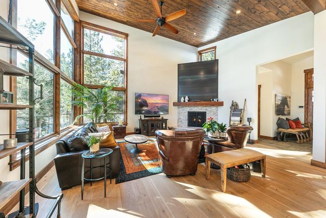 10789 Labelle Court, Truckee, CA 96161