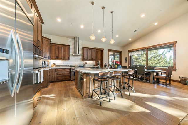 10789 Labelle Court, Truckee, CA 96161