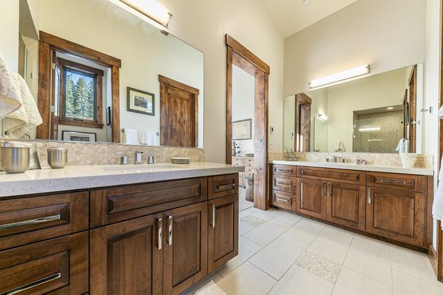 10789 Labelle Court, Truckee, CA 96161