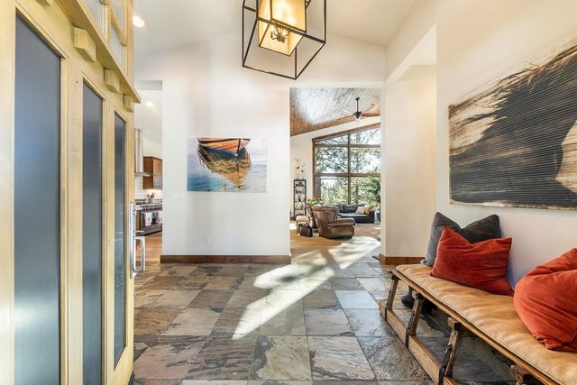 10789 Labelle Court, Truckee, CA 96161