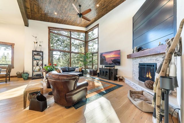 10789 Labelle Court, Truckee, CA 96161