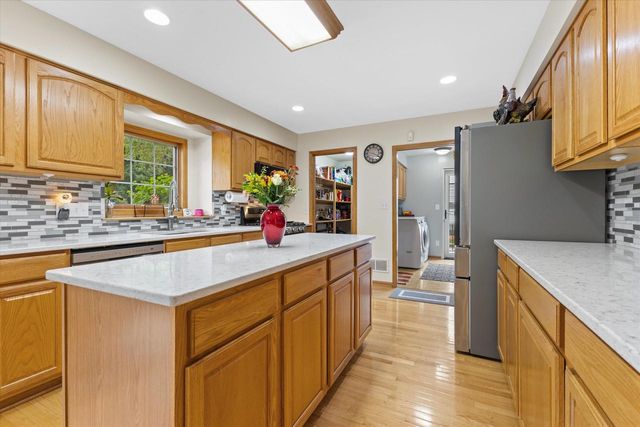 4215 114th STREET, Pleasant Prairie, WI 53158