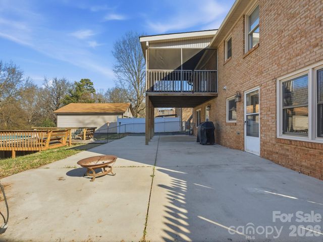 1537 Brookdale Avenue, Charlotte, NC 28210