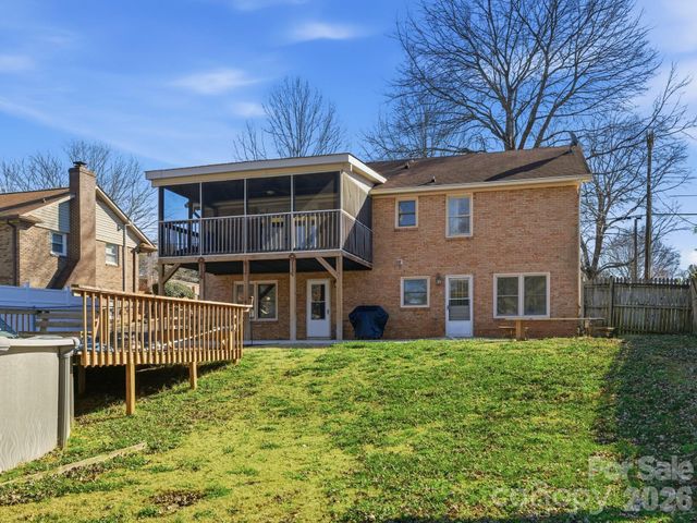 1537 Brookdale Avenue, Charlotte, NC 28210