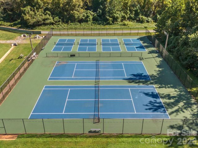 1537 Brookdale Avenue, Charlotte, NC 28210