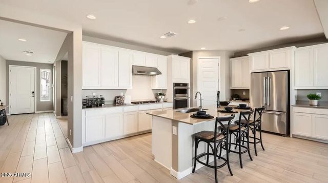 25440 N 176TH Avenue, Surprise, AZ 85387