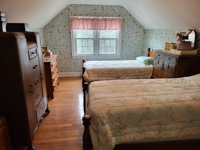 15 Warren St, Southbridge, MA 01550