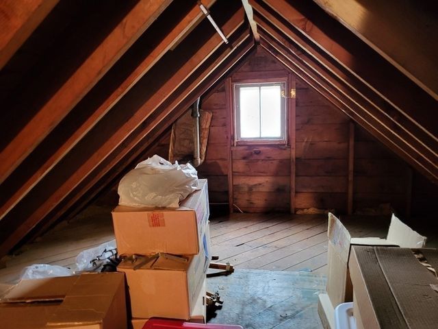 15 Warren St, Southbridge, MA 01550
