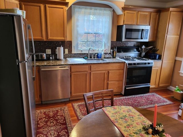 15 Warren St, Southbridge, MA 01550