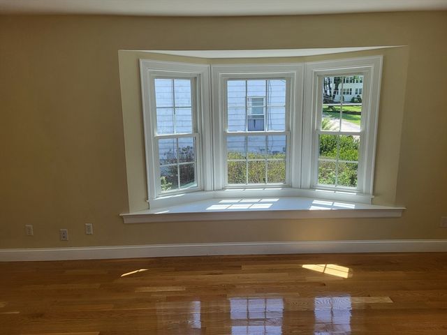 15 Warren St, Southbridge, MA 01550