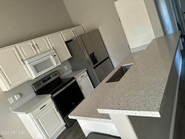 255 S KYRENE Road 227, Chandler, AZ 85226