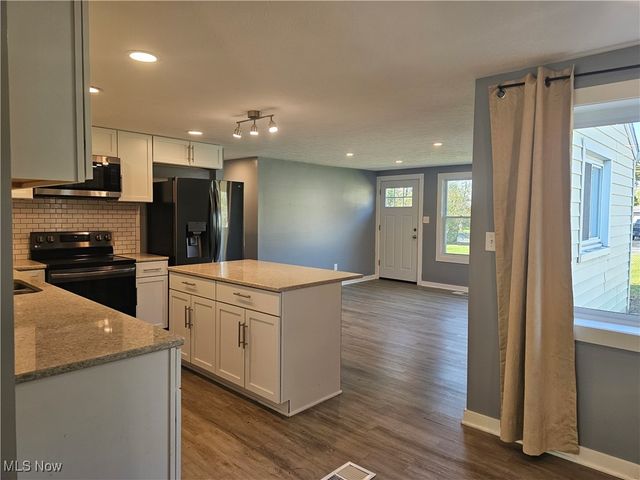 572 David Drive, Streetsboro, OH 44241