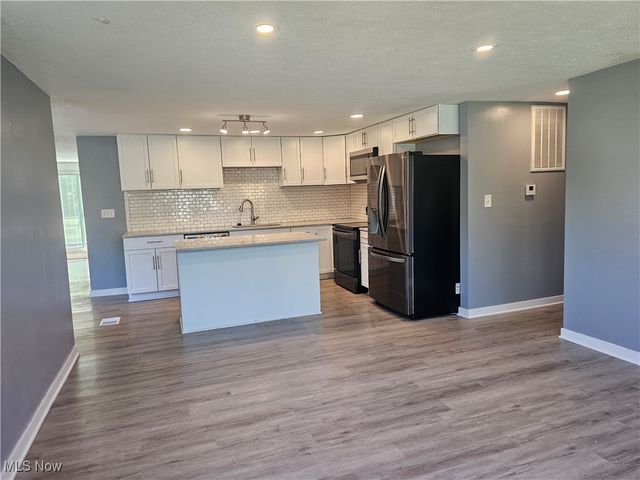 572 David Drive, Streetsboro, OH 44241