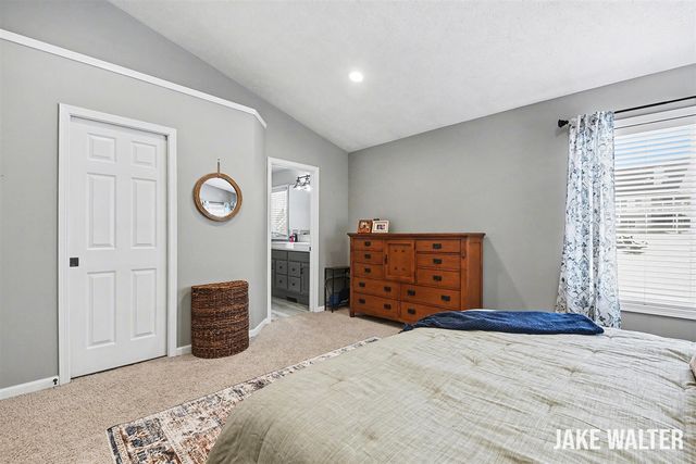 5314 S Silverstone Drive, Comstock Park, MI 49321