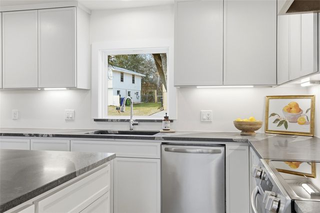 2225 Hermanson Drive, Waco, TX 76710