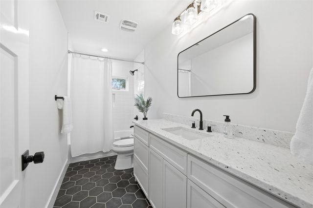 2225 Hermanson Drive, Waco, TX 76710