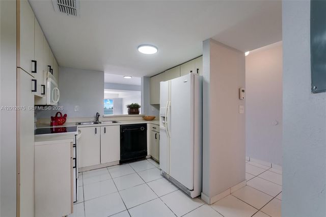 12348 NW 11th Ln 1010, Miami, FL 33182