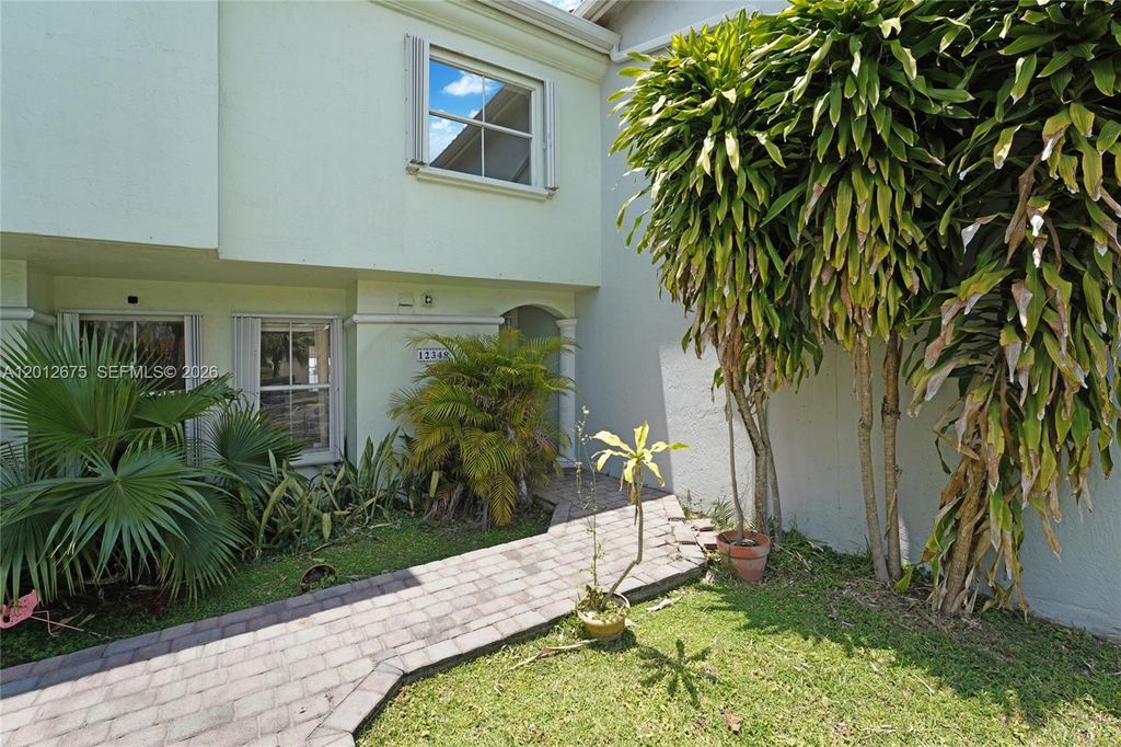 12348 NW 11th Ln 1010, Miami, FL 33182