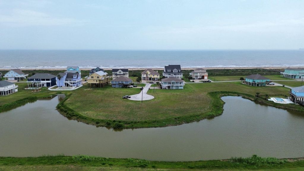709 Nick Lane, Galveston, TX 77650