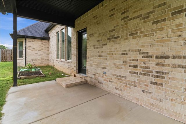 1541 Bristol Lane, Centerton, AR 72719