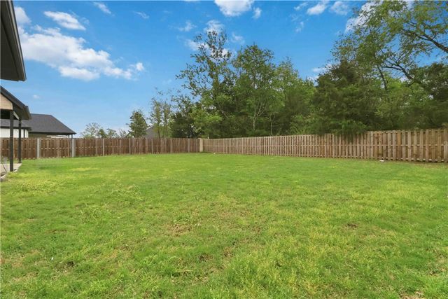 1541 Bristol Lane, Centerton, AR 72719