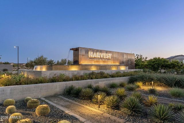 22488 E EXCELSIOR Avenue, Queen Creek, AZ 85142