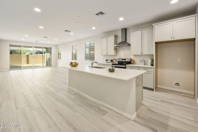 22488 E EXCELSIOR Avenue, Queen Creek, AZ 85142