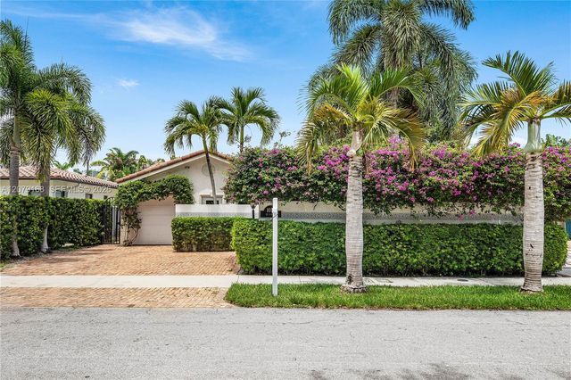 1015 SE 11th Court, Fort Lauderdale, FL 33316