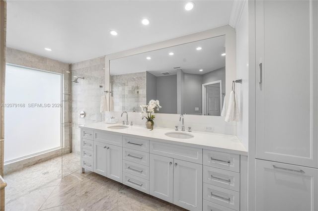 1015 SE 11th Court, Fort Lauderdale, FL 33316