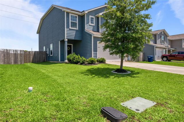 5527 Snapping Turtle Road, Baytown, TX 77523