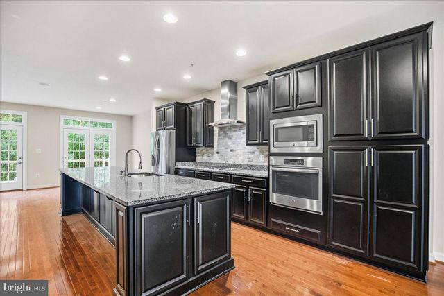 2527 ROLLING FOREST DR, Hanover, MD 21076