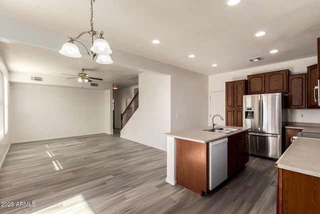 1927 W FRUIT TREE Lane, San Tan Valley, AZ 85144