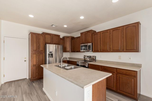 1927 W FRUIT TREE Lane, San Tan Valley, AZ 85144