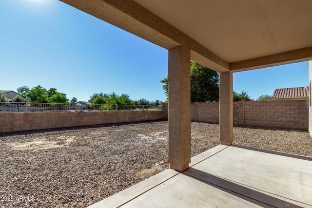 1927 W FRUIT TREE Lane, San Tan Valley, AZ 85144