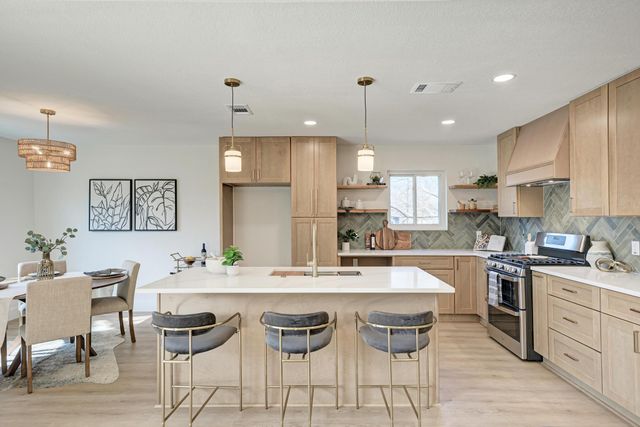 1311 Meadgreen DR, Austin, TX 78758