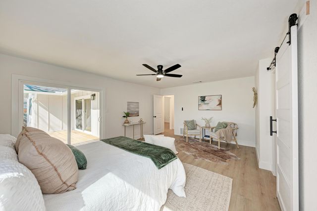 1311 Meadgreen DR, Austin, TX 78758