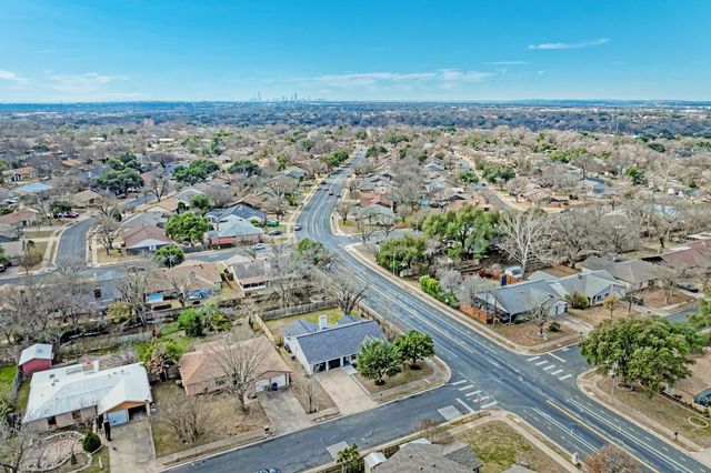 1311 Meadgreen DR, Austin, TX 78758