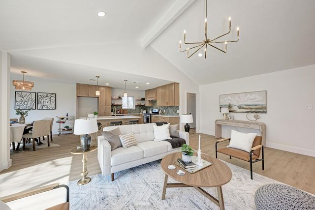 1311 Meadgreen DR, Austin, TX 78758