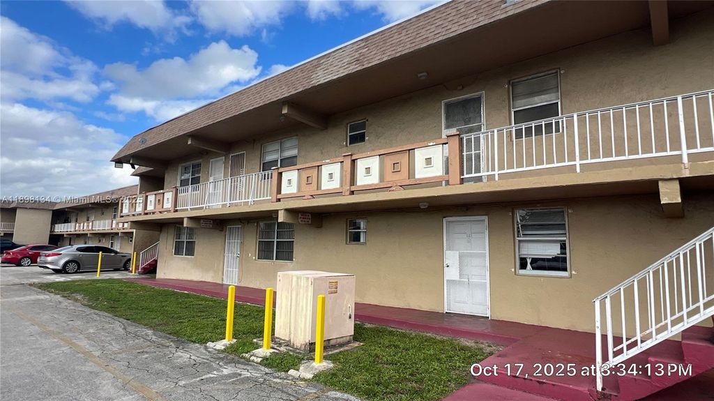 301 NW 177th St 141, Miami Gardens, FL 33169