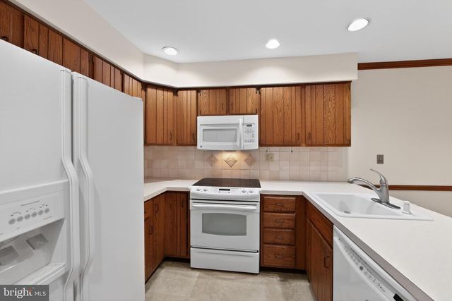 141 PUTNEY LN, Malvern, PA 19355