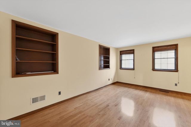 141 PUTNEY LN, Malvern, PA 19355