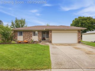 17405 Loranger Street, Clinton Charter Township, MI 48038
