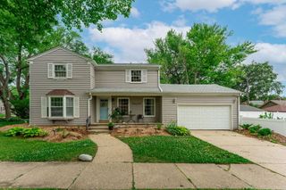 2304 Jackson Street, Rockford, IL 61107