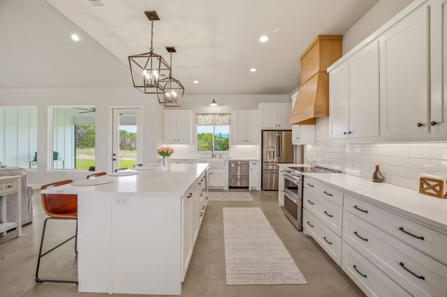 2025 Schooner Way, Bluff Dale, TX 76433