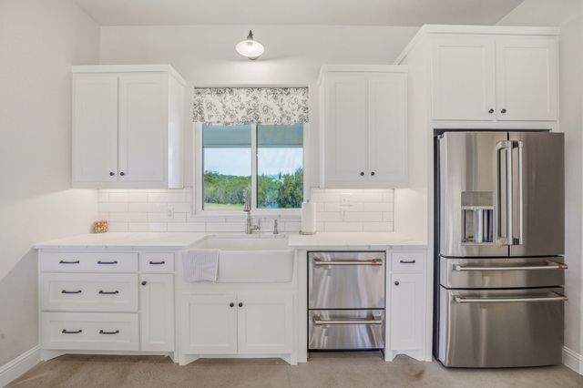 2025 Schooner Way, Bluff Dale, TX 76433