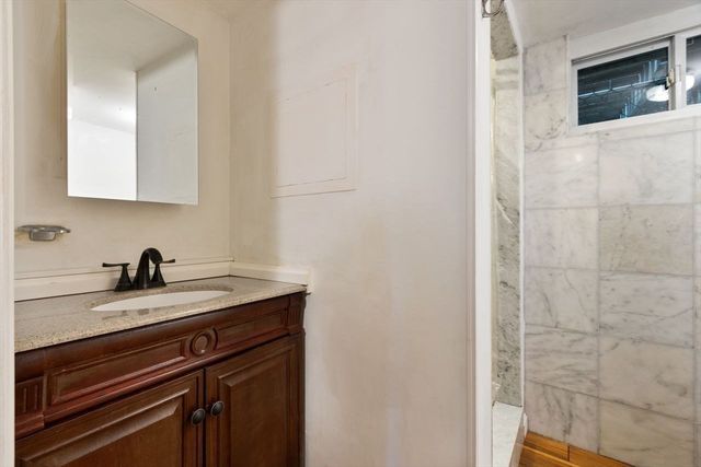 12 Mansfield Street, Peabody, MA 01960