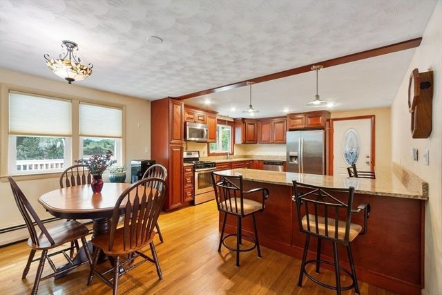 12 Mansfield Street, Peabody, MA 01960