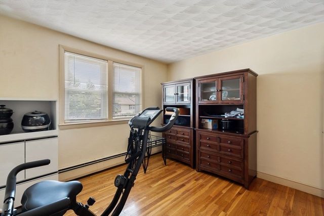 12 Mansfield Street, Peabody, MA 01960