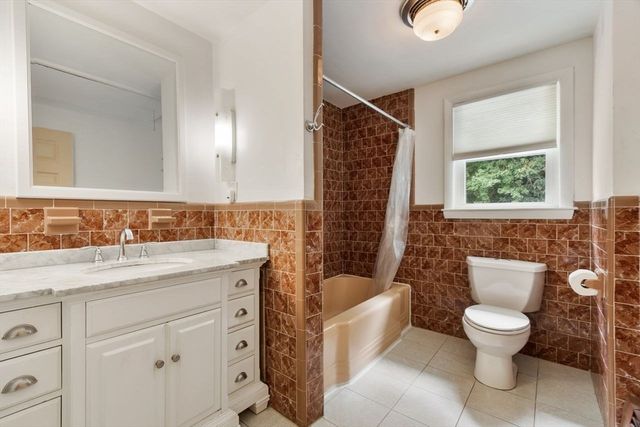 12 Mansfield Street, Peabody, MA 01960
