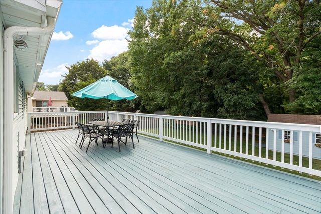 12 Mansfield Street, Peabody, MA 01960
